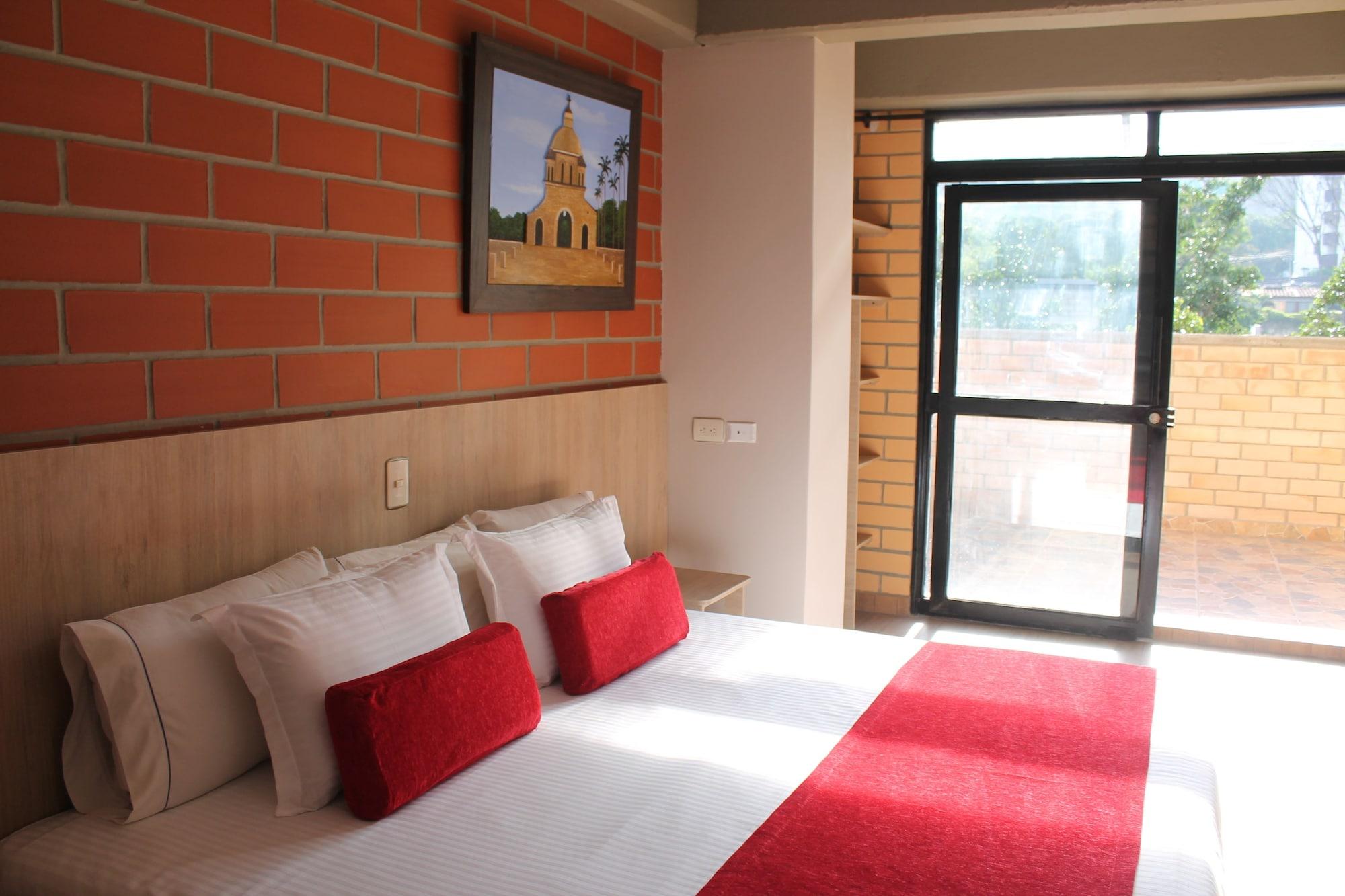 Hotel Provenza Garden Меделин Екстериор снимка