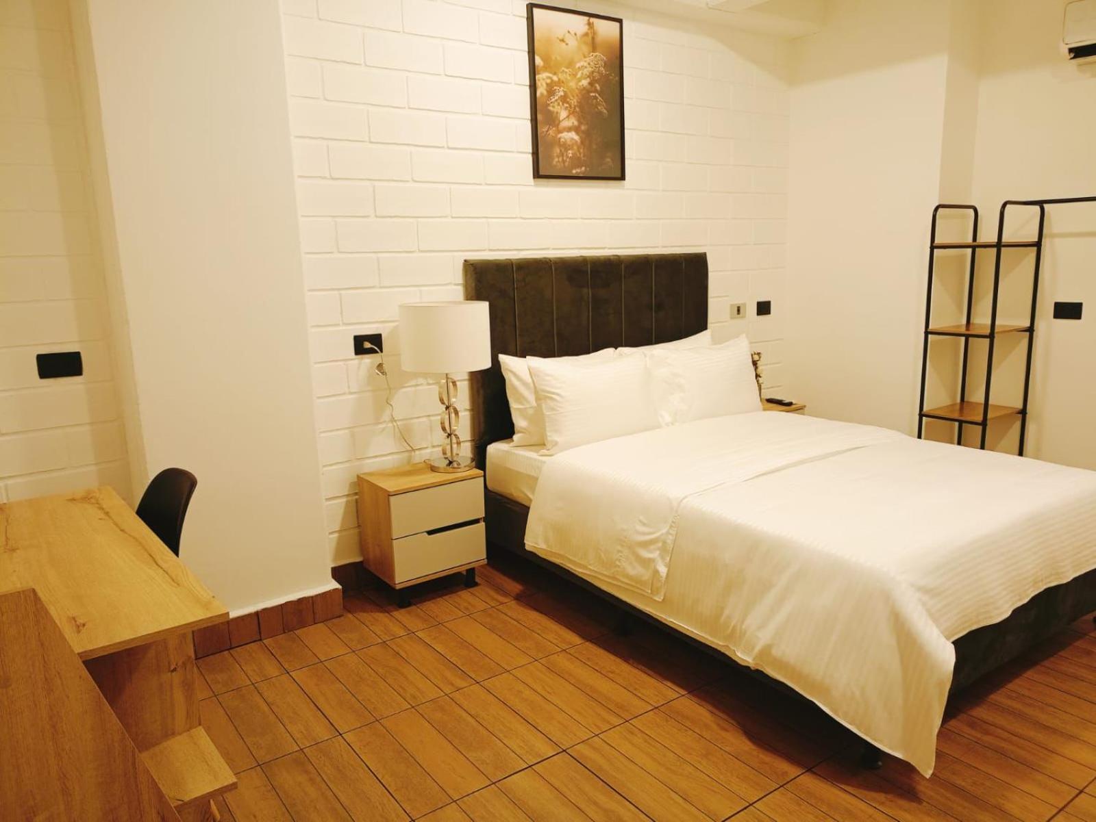 Hotel Provenza Garden Меделин Екстериор снимка