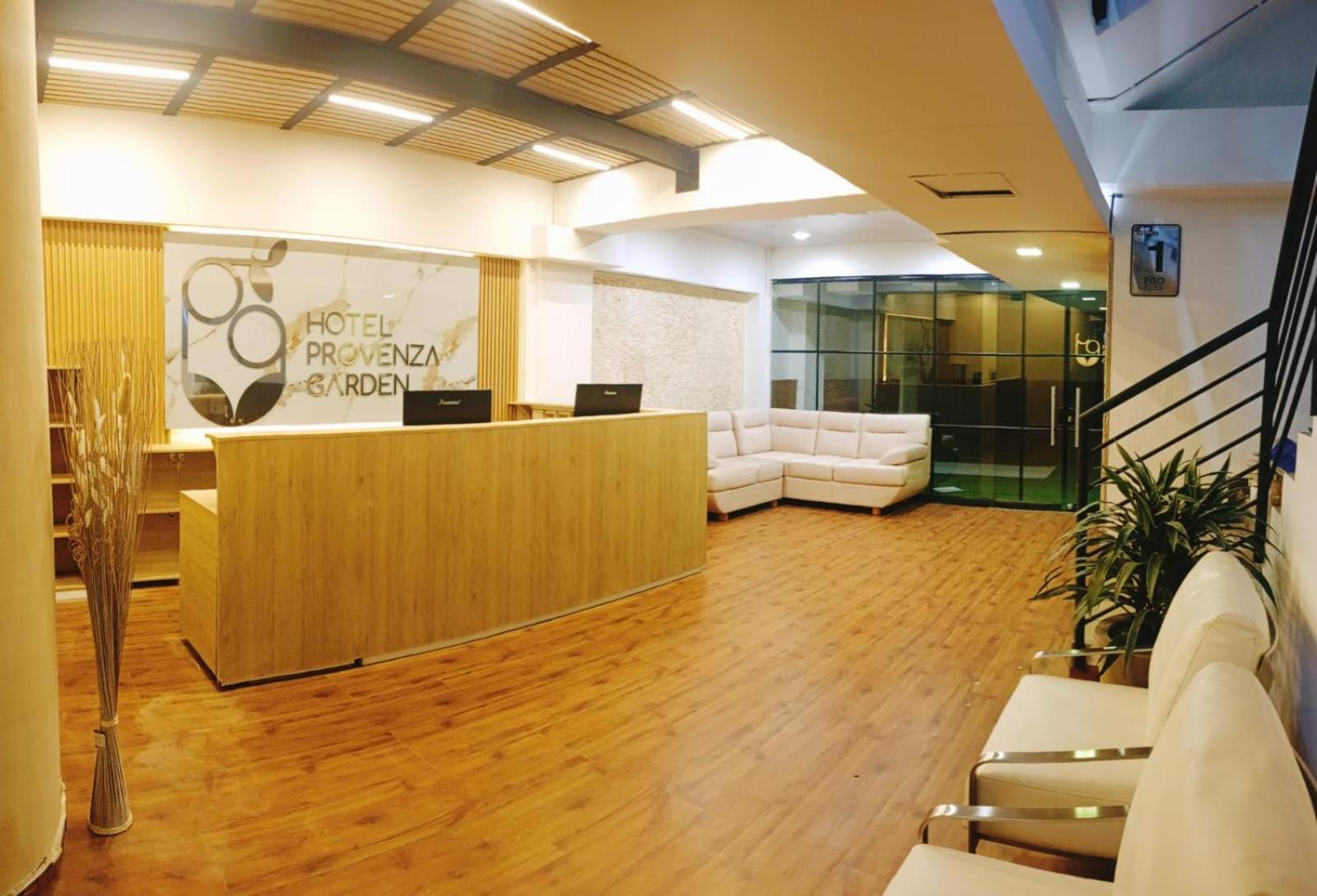Hotel Provenza Garden Меделин Екстериор снимка