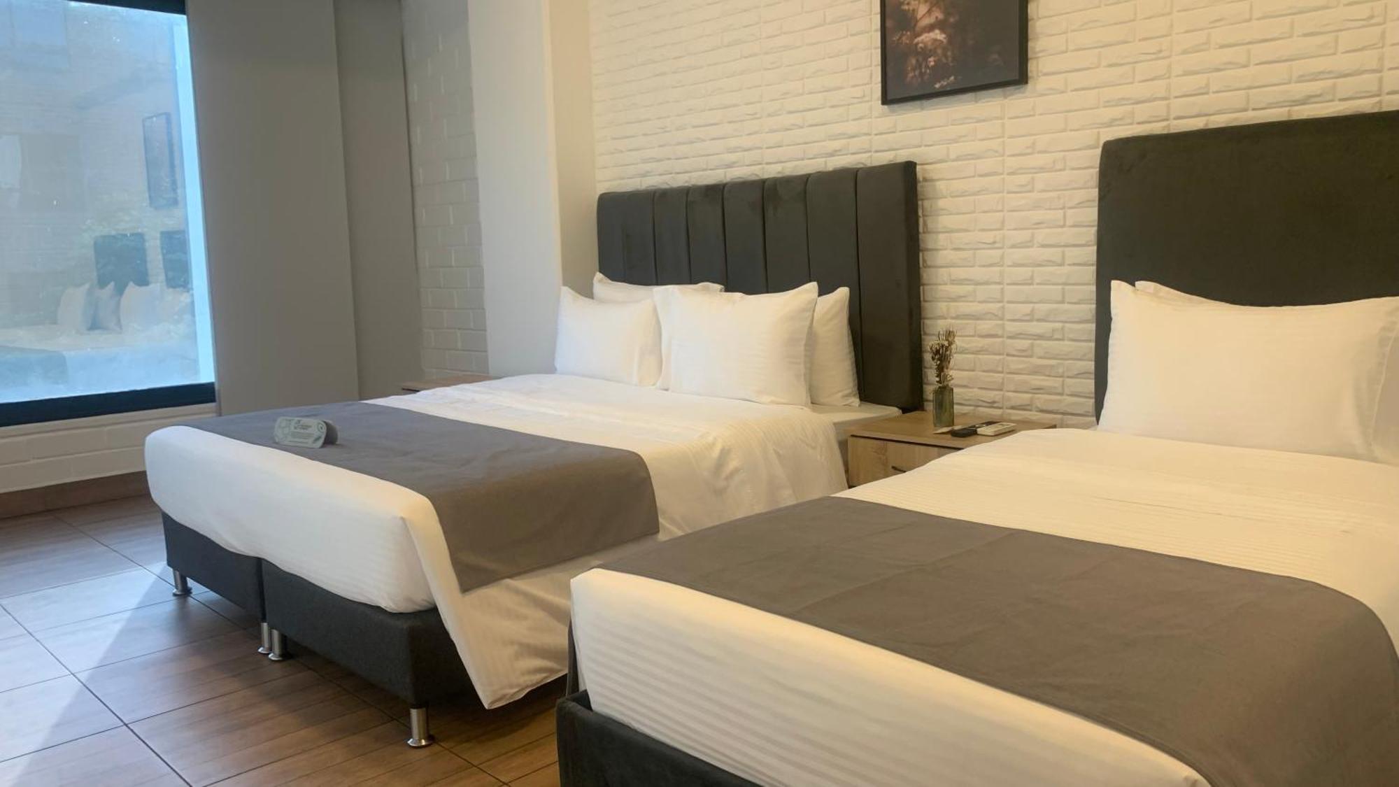 Hotel Provenza Garden Меделин Екстериор снимка